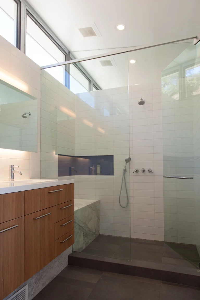 5 GREEN OAK MASTER BATH SMALLER 768x1152