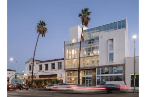6600 Sunset Blvd