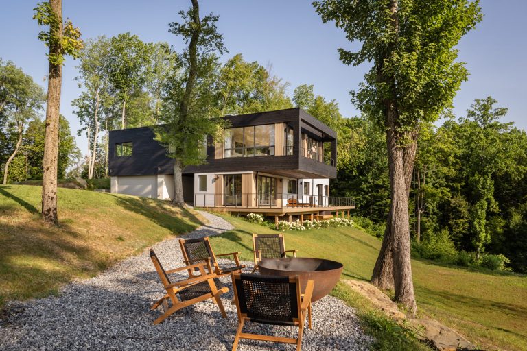 2025PB14 5708 1 768x512