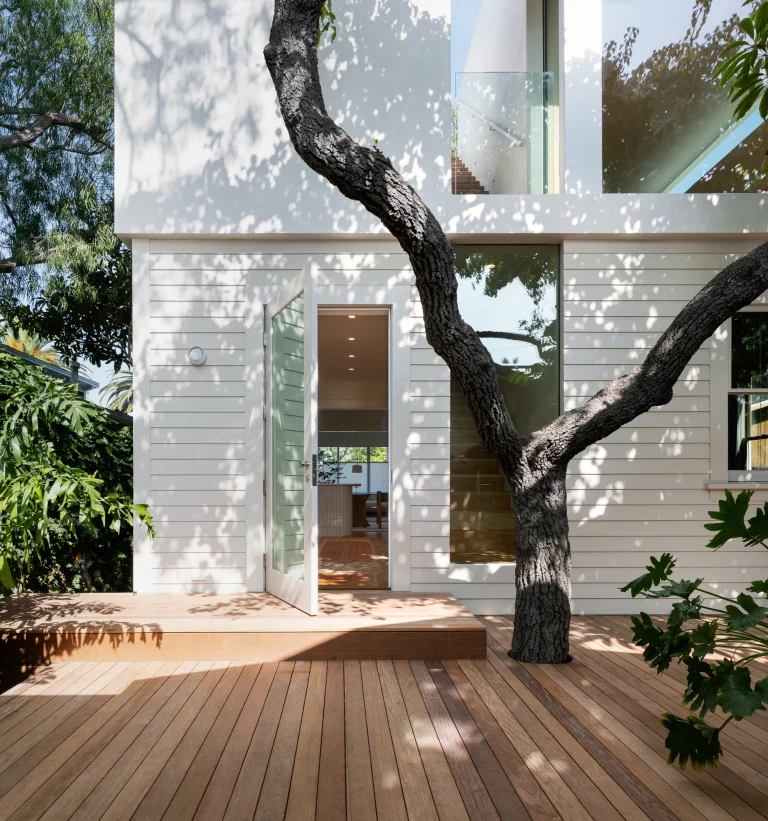 Staud 201018 0296 copy 768x821