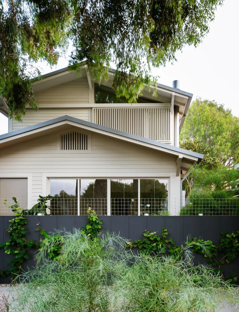 Staud 201018 0585v2 copy 768x1002