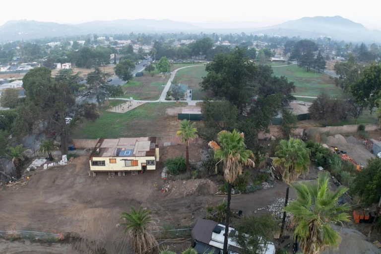 imgi 16 original 1 768x512