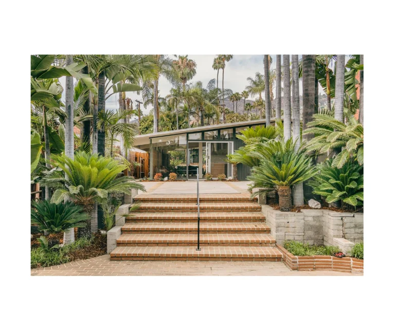 1 Claret Cup Sun Villa RA David Hartwell whiteside 768x644