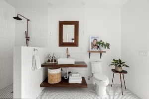 4239 Agnes 18 W Reduced 300x200