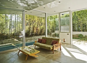 9 panorama family room 300x219