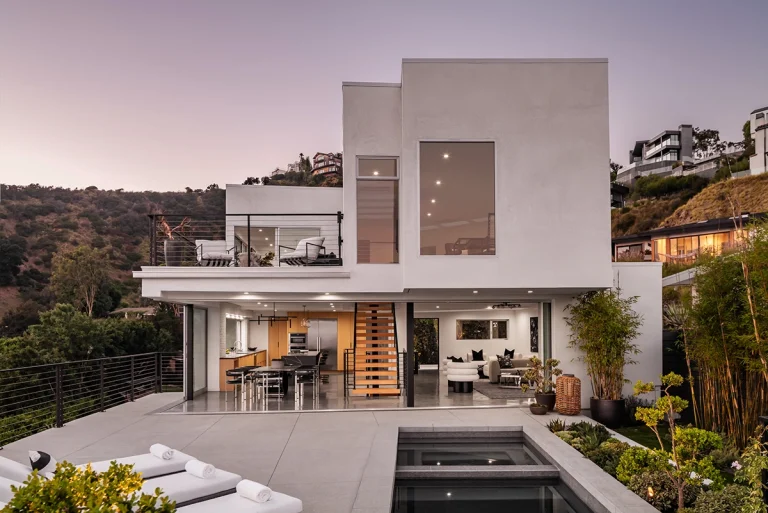 L1240324 WebRes 1 768x513