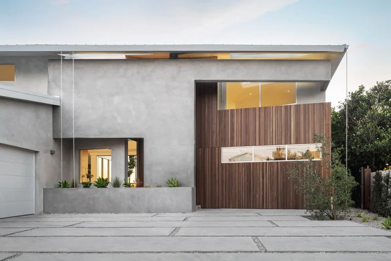 L1410748 WebRes 1 768x513