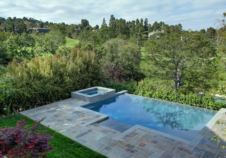 29 FView 23 1017x710 1 768x536