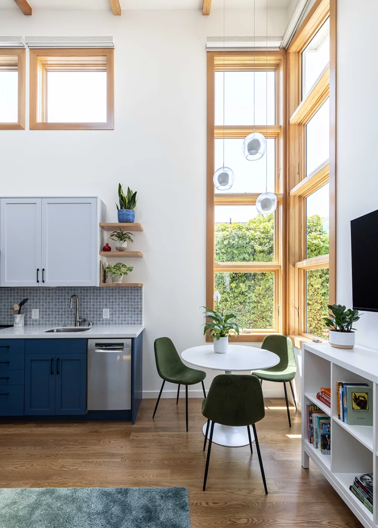 921Ensenada WEB 3p 768x1073