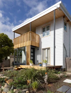 WardAve WEB 1p 228x300